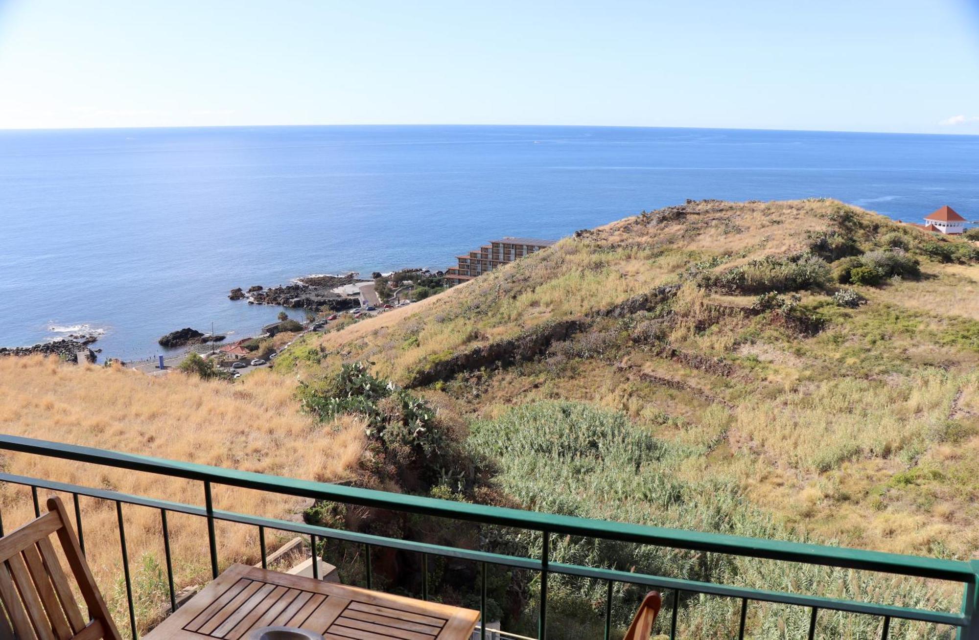Reis Magos View Apartment Canico  Bagian luar foto